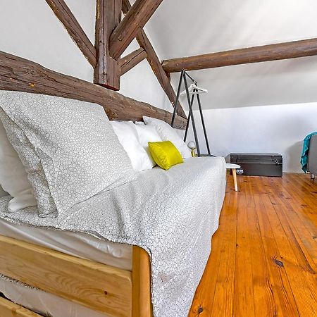 Appartement Romanite Ним Екстериор снимка