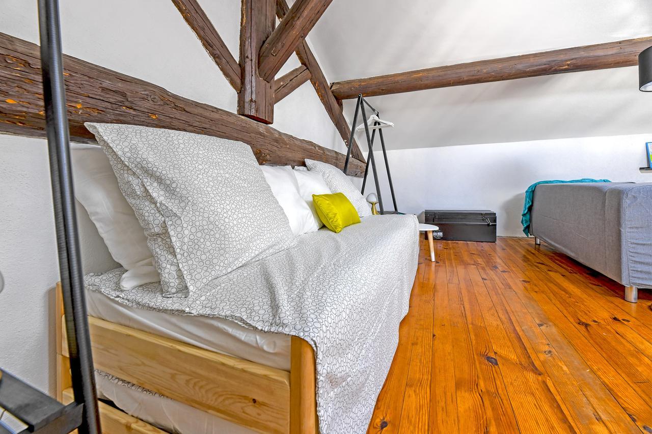 Appartement Romanite Ним Екстериор снимка