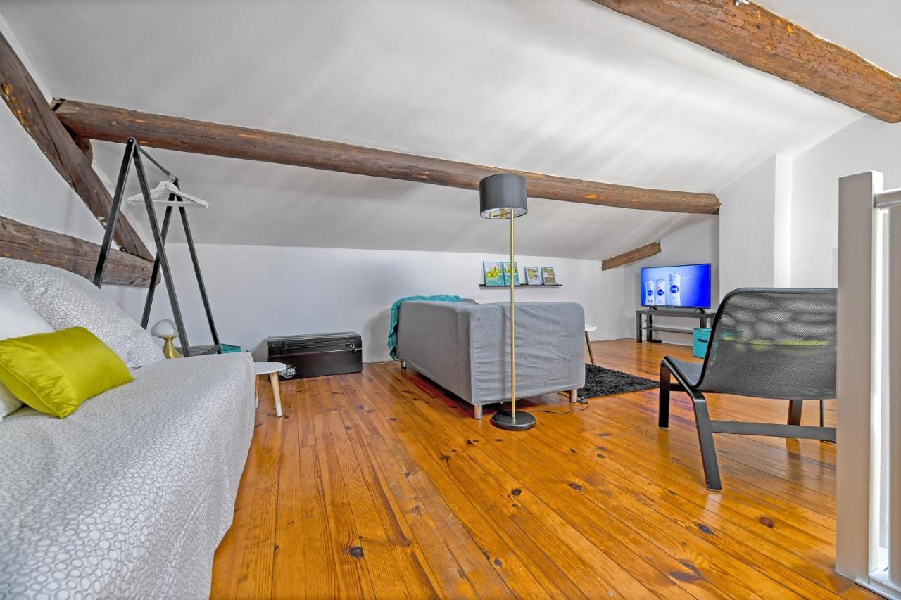 Appartement Romanite Ним Екстериор снимка